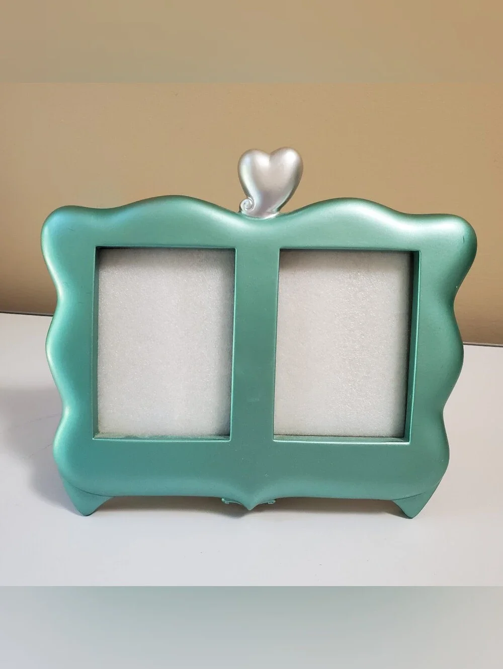 Heart Accent Double Photo Frame in Teal Green Connoisseur Funky Y2k Whimsical